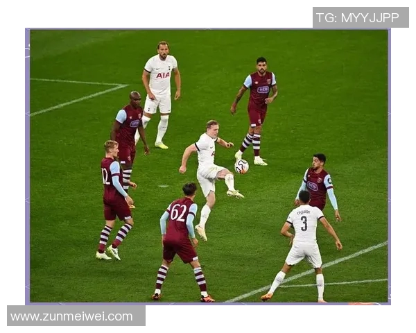 足球巨星精彩对话揭秘球场内外的心声与挑战